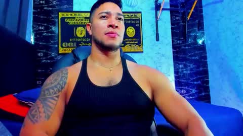 Snapshot of dixon_ray_ chatting on 10-15-25, 02:01 Dixon online show from 10-15-25, 02:01