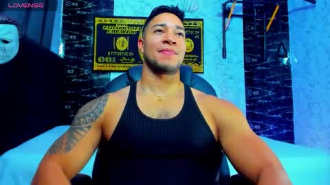 Snapshot of dixon_ray_ chatting on 10-26-25, 12:05 Dixon online show from 10-26-25, 12:05