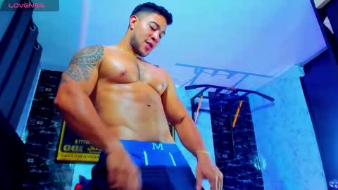 Snapshot of dixon_ray_ chatting on 10-28-25, 02:04 Dixon online show from 10-28-25, 02:04