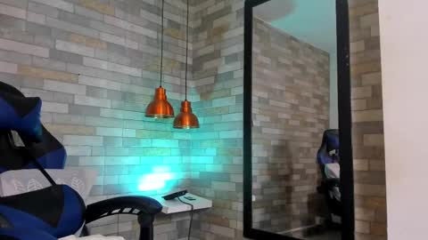 DixyPalmer online show from 09-29-25, 08:24