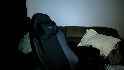 Snapshot of dizzyash chatting on 03-23-26, 12:47 Hansel and Gretle online show from 03-23-26, 12:47