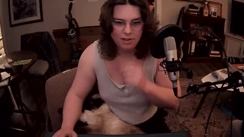 Snapshot of djentslut chatting on 12-04-24, 12:52 djentslut online show from 12-04-24, 12:52