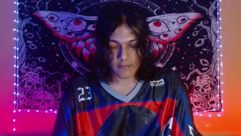 Snapshot of dk_204 chatting on 02-06-25, 04:31 daiki sx online show from 02-06-25, 04:31