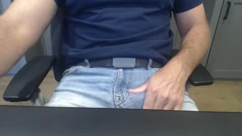 dlincoln69 online show from 11-03-25, 01:45