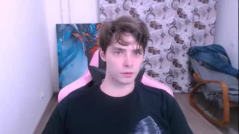 Snapshot of dmitryromanov chatting on 01-18-26, 04:44 Dead A online show from 01-18-26, 04:44