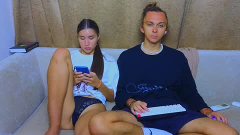 Snapshot of do_u_know_them chatting on 01-27-25, 01:09 Kirahe Mirashe online show from 01-27-25, 01:09