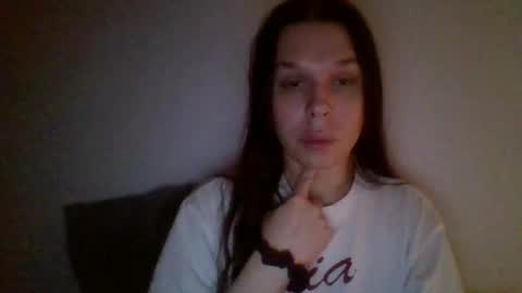 dobb582726 online show from 12-22-25, 09:17