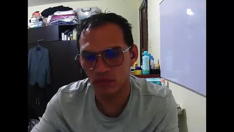 Snapshot of doblewyosk69g chatting on 09-11-25, 05:29 doblewyosk69g online show from 09-11-25, 05:29
