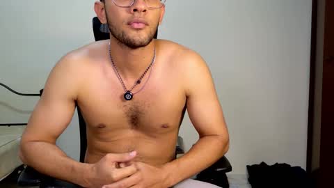 Jm online show from 03-22-26, 11:41