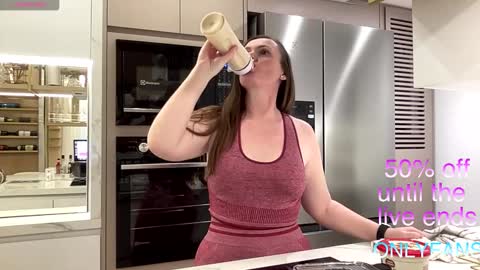 Snapshot of docehot1818 chatting on 01-31-25, 06:47 Ctia But I prefer to be called DOCE online show from 01-31-25, 06:47