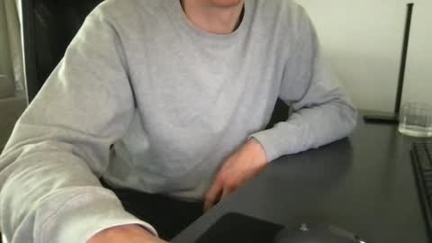 doctor_luv_69 online show from 05-18-26, 05:57