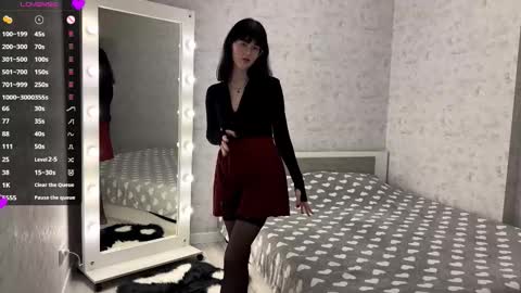 Annie PVT IS OPEN online show from 10-05-25, 09:24