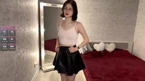 Snapshot of dodiebabikian chatting on 06-24-26, 09:36 Annie PVT IS OPEN online show from 06-24-26, 09:36