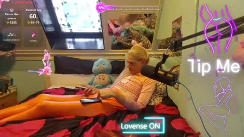 Snapshot of doggyray44 chatting on 05-31-26, 09:27 naughty ruby online show from 05-31-26, 09:27