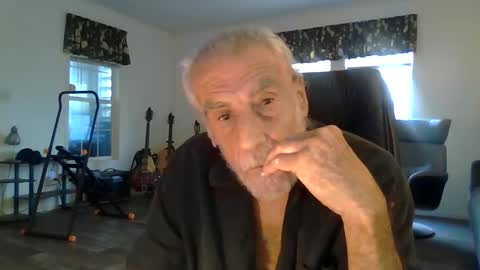 dogluc7 online show from 02-27-25, 09:58