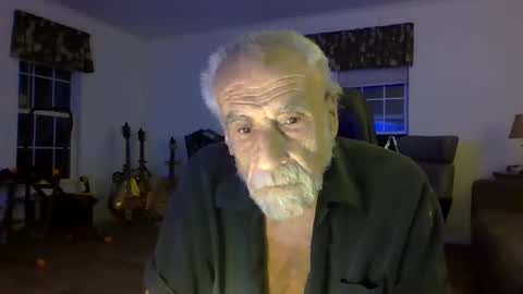 dogluc7 online show from 03-03-25, 11:56