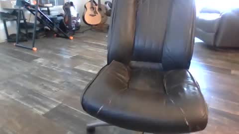 dogluc7 online show from 03-15-26, 08:37