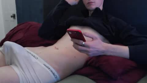 Snapshot of doindos chatting on 12-23-25, 03:04 doindos online show from 12-23-25, 03:04