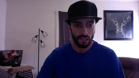 Snapshot of doingmek9 chatting on 02-08-25, 06:22 doingmek9 online show from 02-08-25, 06:22