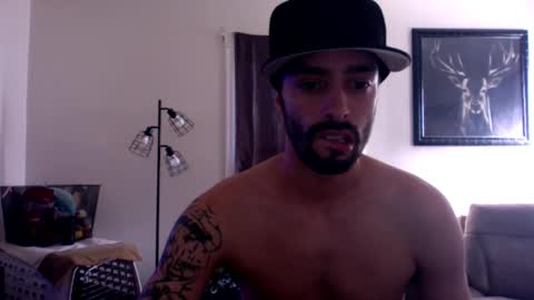 Snapshot of doingmek9 chatting on 02-26-25, 04:35 doingmek9 online show from 02-26-25, 04:35