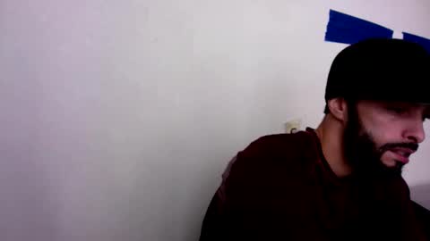 Snapshot of doingmek9 chatting on 10-29-25, 01:46 doingmek9 online show from 10-29-25, 01:46