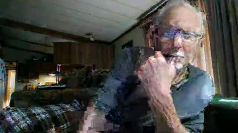 Snapshot of doingmyself69 chatting on 10-13-25, 11:38 doingmyself69 online show from 10-13-25, 11:38