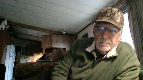 Snapshot of doingmyself69 chatting on 11-13-25, 07:35 doingmyself69 online show from 11-13-25, 07:35