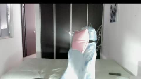 Snapshot of dolce_more chatting on 07-01-26, 01:02 DOLCE XOXO online show from 07-01-26, 01:02