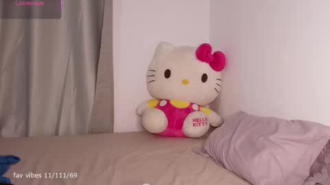 Snapshot of dolceangel__ chatting on 09-11-25, 02:22 Blair online show from 09-11-25, 02:22