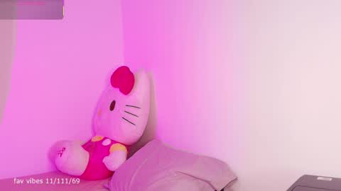 Snapshot of dolceangel__ chatting on 09-12-25, 02:11 Blair online show from 09-12-25, 02:11