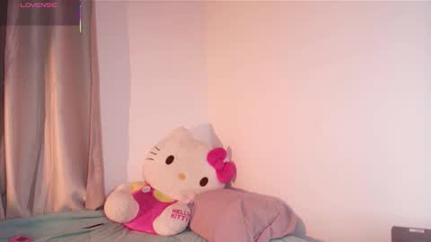 Snapshot of dolceangel__ chatting on 11-10-25, 05:17 Blair online show from 11-10-25, 05:17