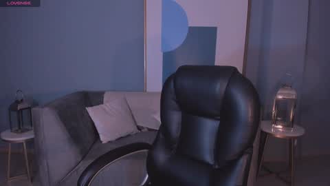 Snapshot of dolcieelliot chatting on 12-24-24, 11:38 Dolcie online show from 12-24-24, 11:38