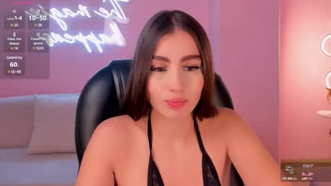 Snapshot of dolcieelliot chatting on 02-25-25, 03:16 Dolcie online show from 02-25-25, 03:16
