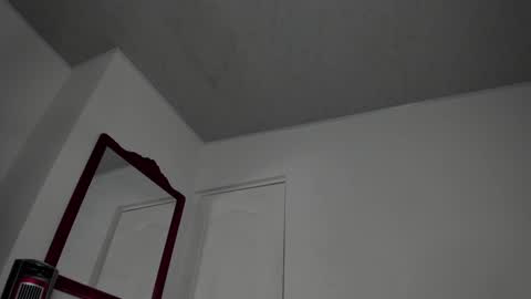 Snapshot of doll10starx chatting on 12-02-24, 10:56 Ludika Santiago online show from 12-02-24, 10:56