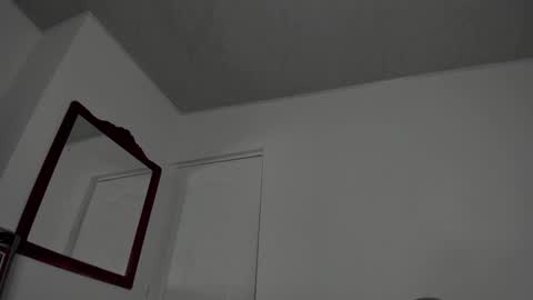 Snapshot of doll10starx chatting on 12-10-24, 12:06 Ludika Santiago online show from 12-10-24, 12:06