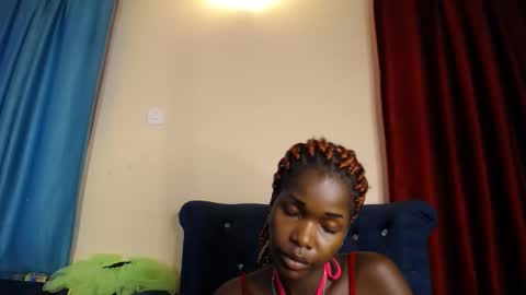 Lina online show from 09-13-25, 01:44