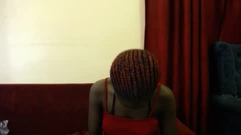 Lina online show from 10-12-25, 03:22