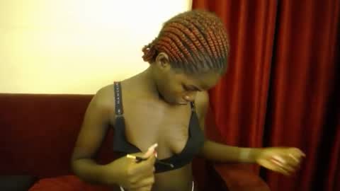 Lina online show from 10-21-25, 07:58