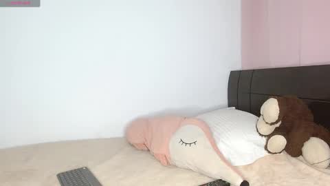 Snapshot of doll_and_sex chatting on 12-06-24, 03:19 Auro and Santiago online show from 12-06-24, 03:19