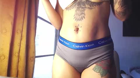 doll_and_thebrown online show from 12-22-25, 07:11