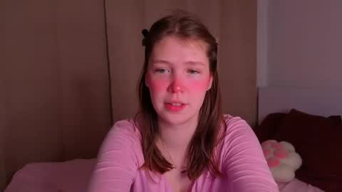 Snapshot of doll_ball chatting on 05-18-26, 01:24 Ann online show from 05-18-26, 01:24
