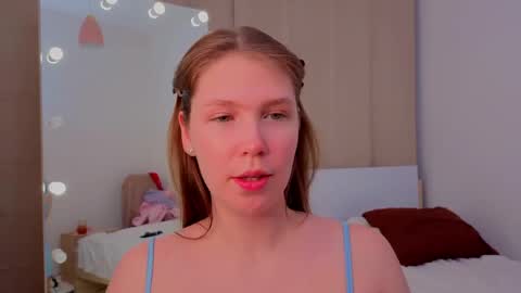 Snapshot of doll_ball chatting on 06-06-26, 07:07 Ann online show from 06-06-26, 07:07
