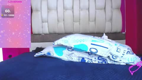 Heilen Niikol online show from 03-08-25, 03:35