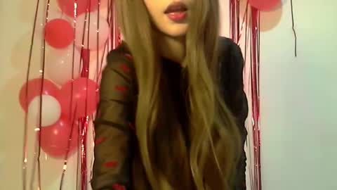 Snapshot of doll_natalyy chatting on 02-15-25, 05:30 doll_natalyy online show from 02-15-25, 05:30