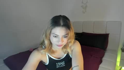 Snapshot of doll_oriana chatting on 04-11-26, 08:57 doll_oriana online show from 04-11-26, 08:57