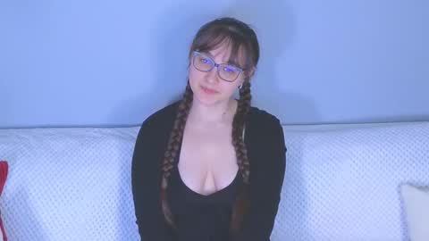 Tessa online show from 02-26-26, 04:06