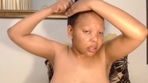 Snapshot of dollerotica699 chatting on 11-03-25, 08:37 dollerotica699 online show from 11-03-25, 08:37