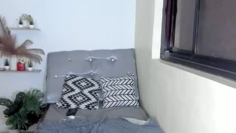 dollescent online show from 03-29-26, 05:40