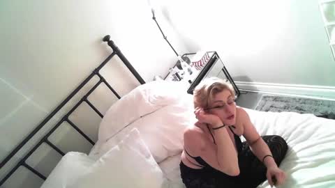 Snapshot of dollfaceklla chatting on 12-21-24, 11:11 Dollface Killa online show from 12-21-24, 11:11