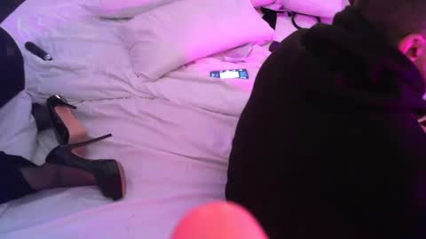 Snapshot of dollfaceklla chatting on 01-28-25, 01:05 Dollface Killa online show from 01-28-25, 01:05